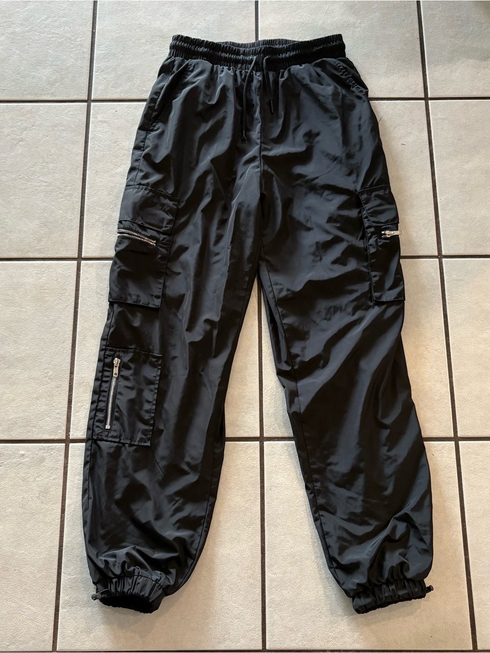 Women Size S Forever 21 Black Cargo Jogger Lined Pants